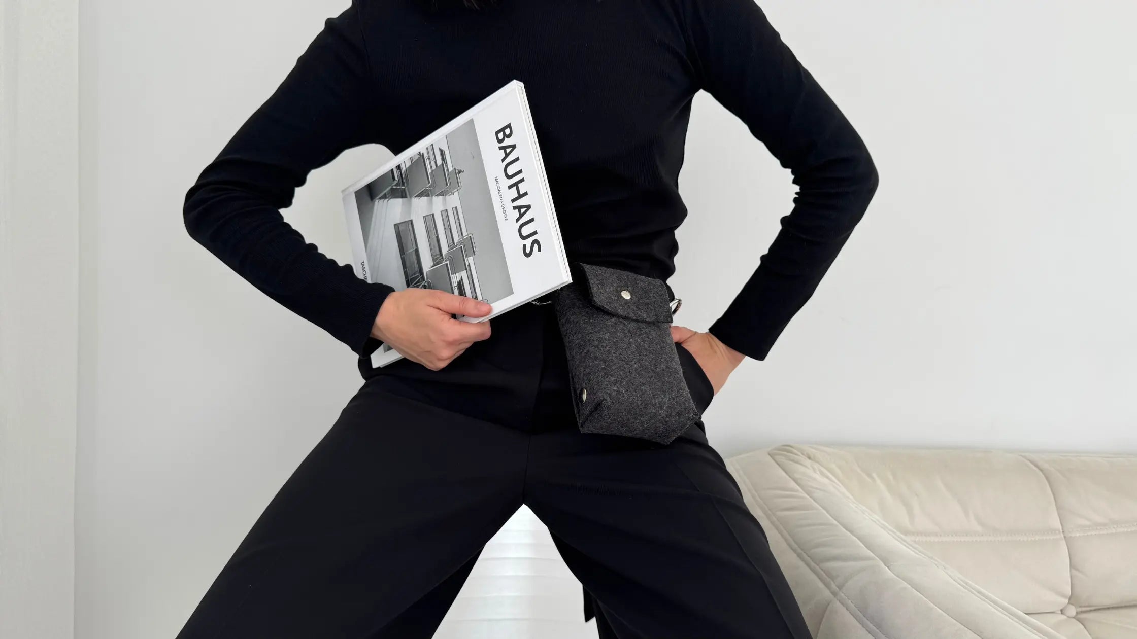 Top 5 Essentials for a Capsule Wardrobe by Katya Komarova – sustainable fashion insight