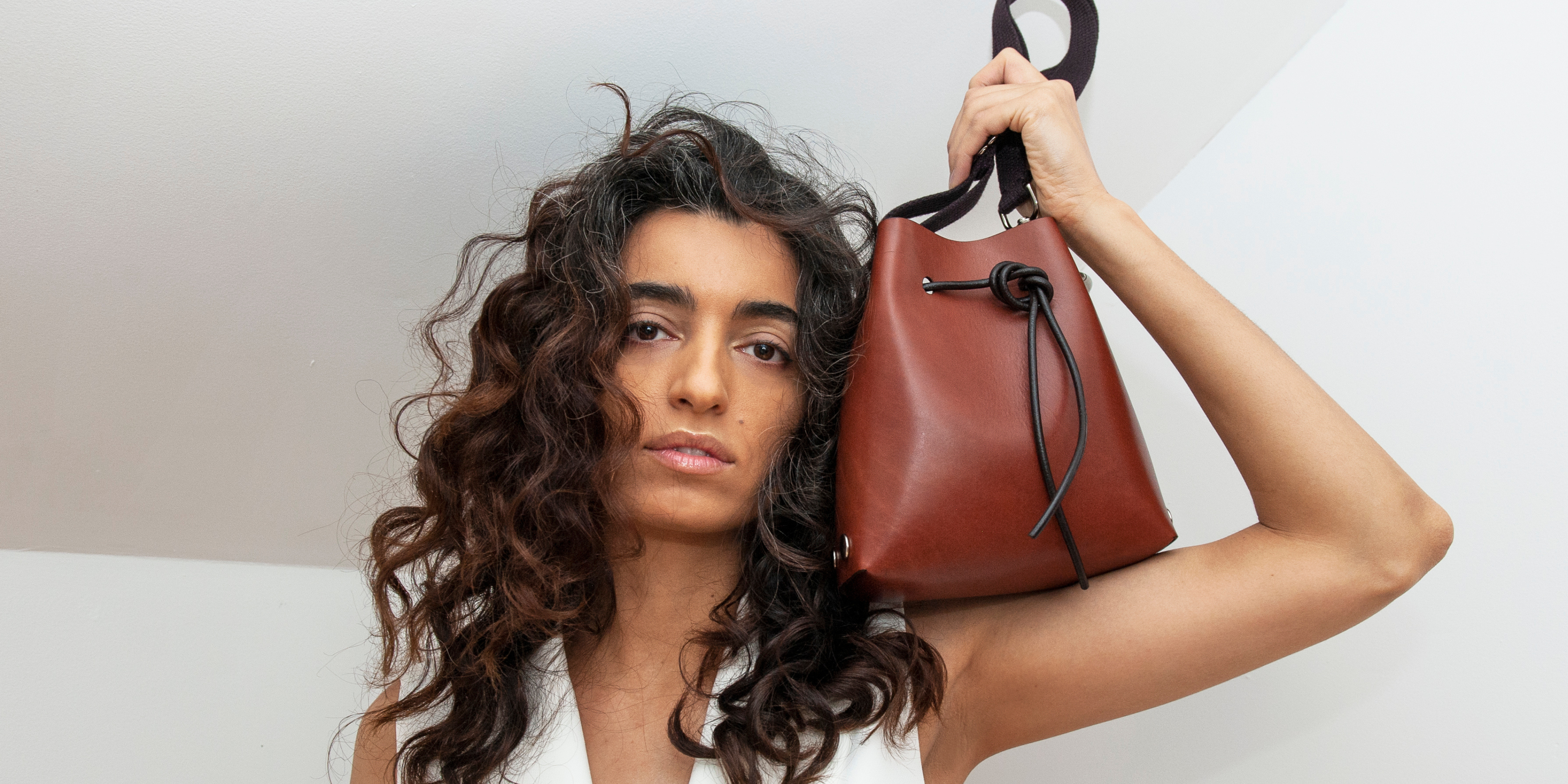 bucket bag