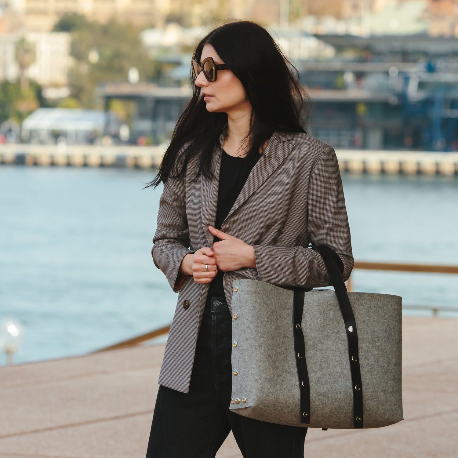 Felt Shopper - Katya Komarova